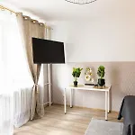 Clicktheflat Zurawia Street