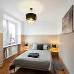 Clicktheflat Zurawia Street * Warschau