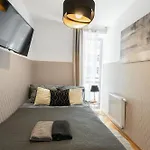 Clicktheflat Zurawia Street * Warschau