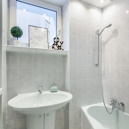 Gasthof Clicktheflat Zurawia Street Warschau