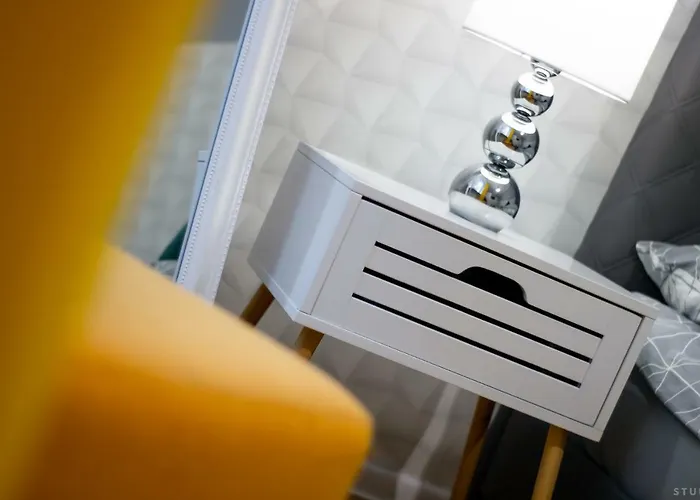 Clicktheflat Zurawia Street Guest house *