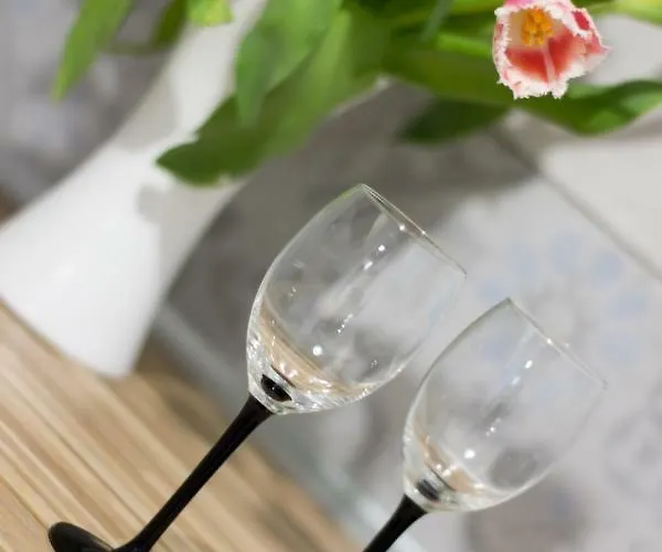 Clicktheflat Zurawia Street Varşova