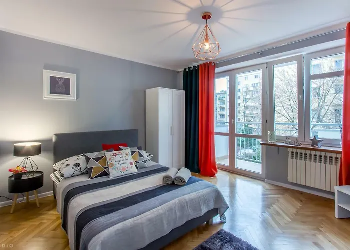 Clicktheflat Zurawia Street Konukevi Varşova