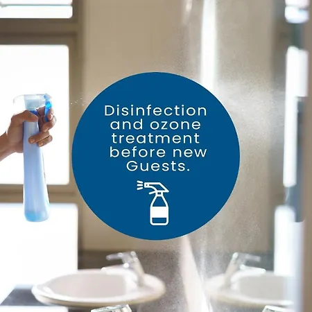 בית הארחה Clicktheflat Zurawia Street *